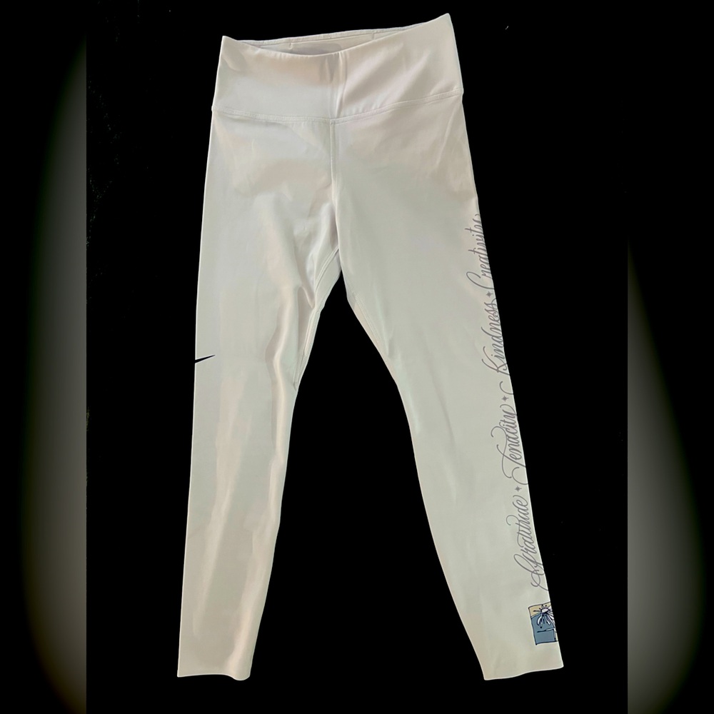 NWT - Nike One Luxe Women's Mid-Rise 7/8 Yoga Leggings